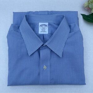Brooks Brothers Regent Button Up Dress Shirt Mens 16.5-2/3 Blue